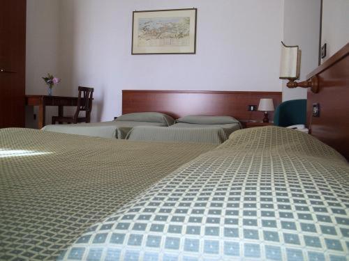 Hotel Traghetto Civitavecchia Buitenkant foto