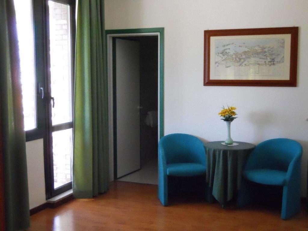 Hotel Traghetto Civitavecchia Buitenkant foto